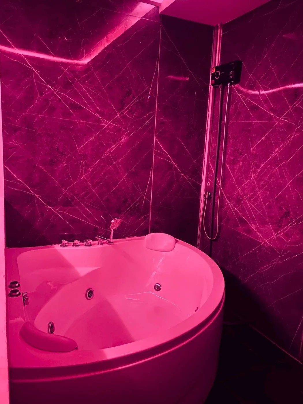 Private jacuzzi